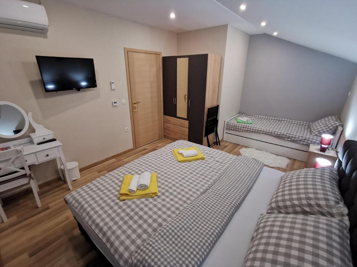 Satnica Dakovacka Apartman Bozur **** מראה חיצוני תמונה